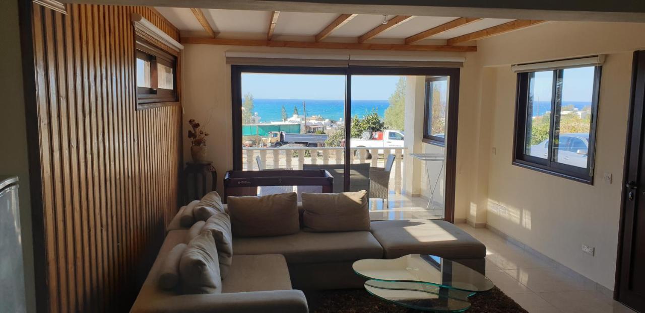 Joanna Sunset Apts Pomos Ngoại thất bức ảnh