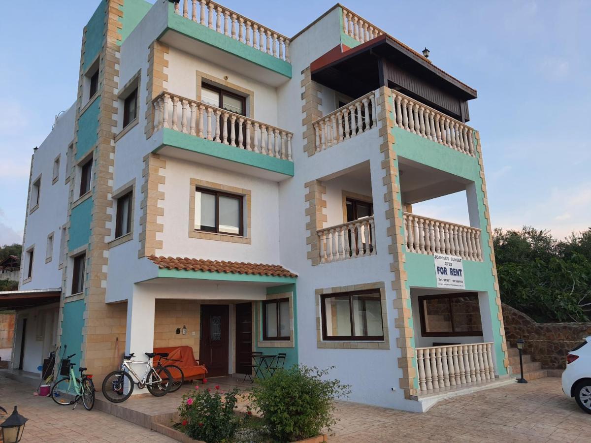 Joanna Sunset Apts Pomos Ngoại thất bức ảnh