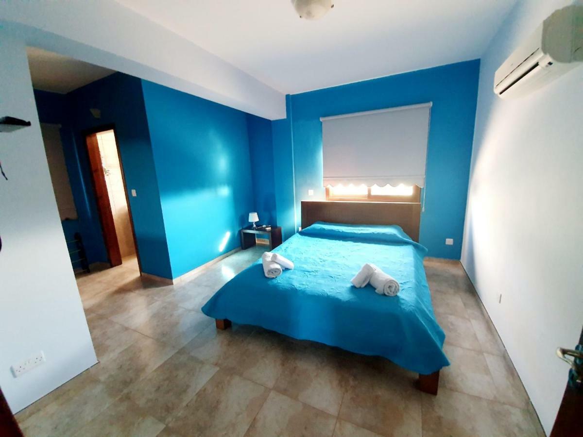 Joanna Sunset Apts Pomos Ngoại thất bức ảnh