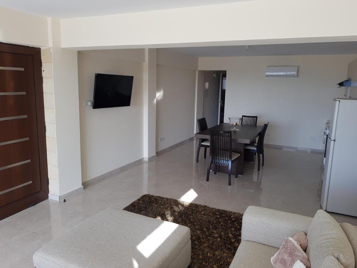 Joanna Sunset Apts Pomos Ngoại thất bức ảnh
