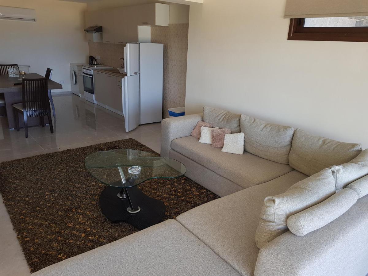 Joanna Sunset Apts Pomos Ngoại thất bức ảnh